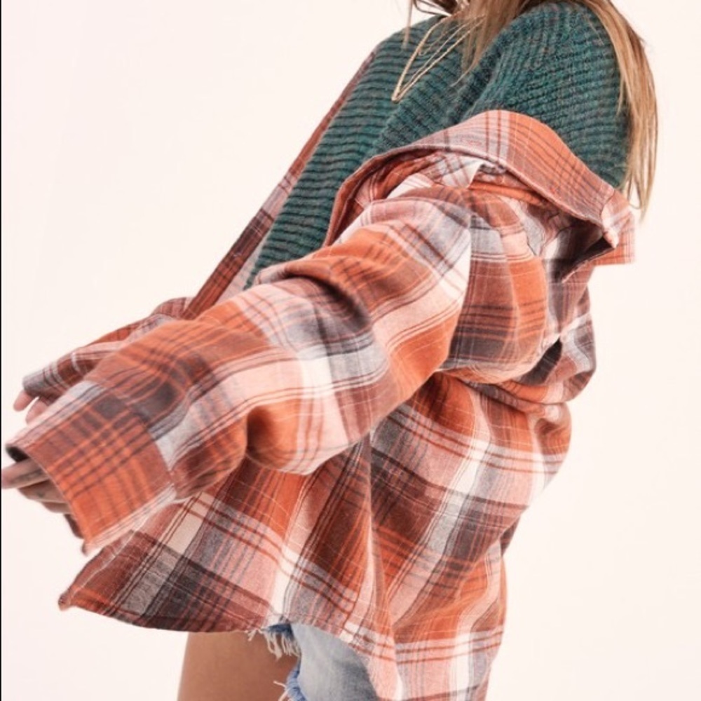 NOT YOUR BOYFRIENDS FLANNEL - Picture 2 of 7